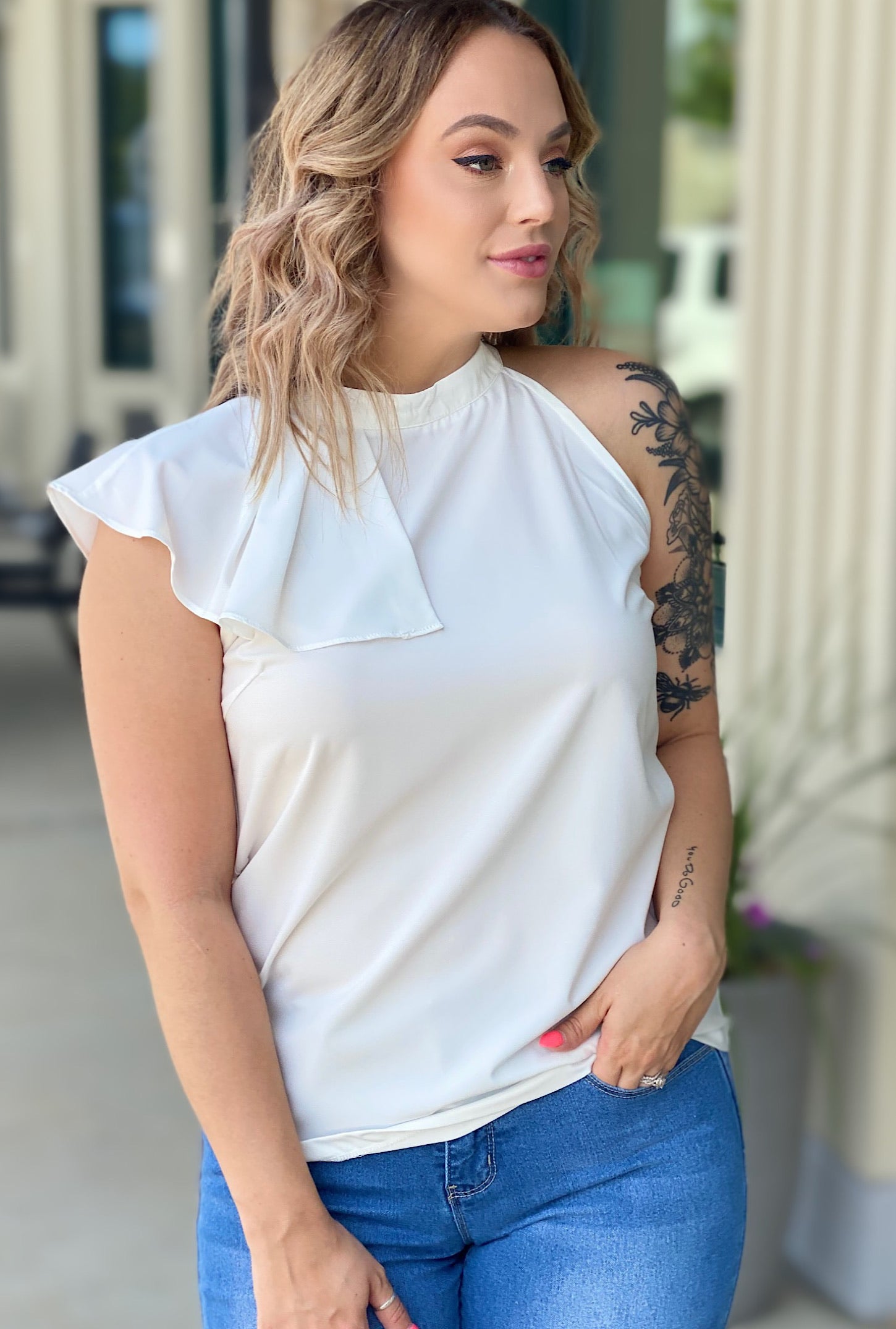 Kellie Top-White - Bellamie Boutique