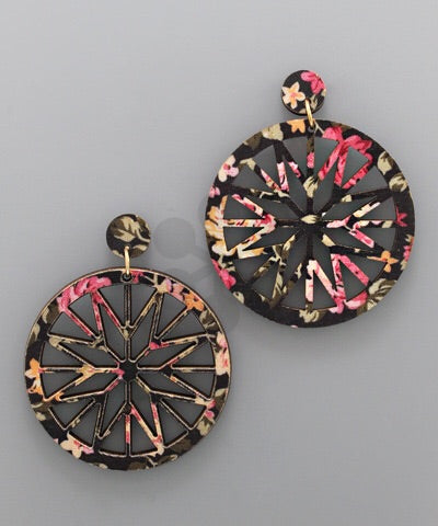 Black Floral Wood Earrings - Bellamie Boutique